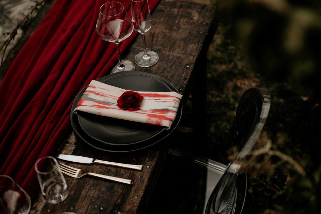 Black and red velvet table linens